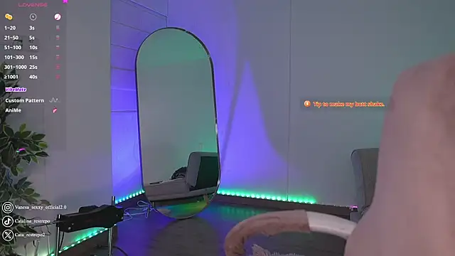 CATALINA RESTREPO online show from March 22, 2:05 am