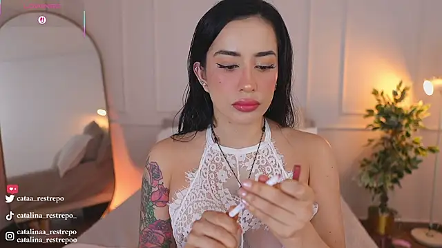 Snapshot of CATALINA_RESTREPO chatting on June 1, 2:24 am CATALINA RESTREPO online show from June 1, 2:24 am