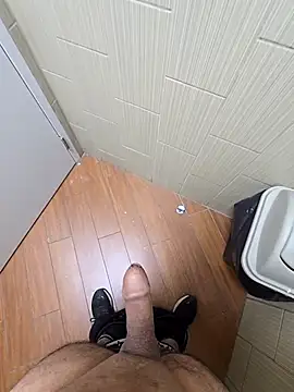 vikki432 online show from February 24, 5:11 pm