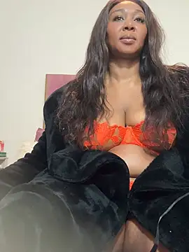 Bootyliciouse21X online show from May 22, 6:20 am