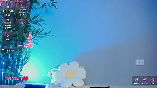 Snapshot of SophieHunt chatting on March 11, 10:31 pm SophieHunt online show from March 11, 10:31 pm
