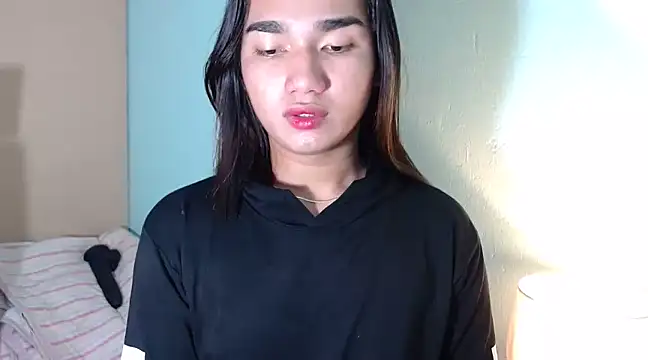 Snapshot of CasandraDiaz chatting on February 21, 3:01 am CasandraDiaz online show from February 21, 3:01 am