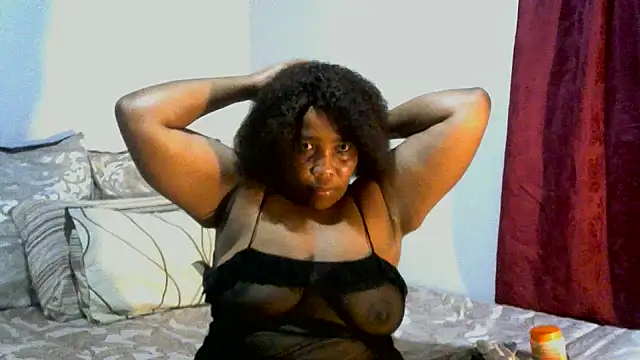 Snapshot of LadyLillyX chatting on March 22, 7:06 pm LadyLillyX online show from March 22, 7:06 pm
