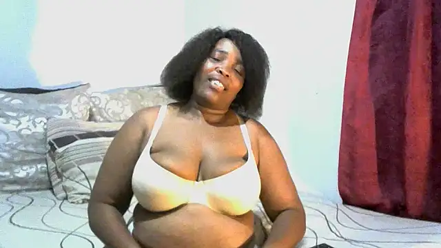 Snapshot of LadyLillyX chatting on March 23, 6:45 pm LadyLillyX online show from March 23, 6:45 pm