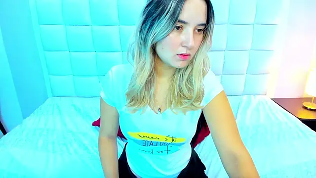 teresasroom  online show from February 7, 11:45 am