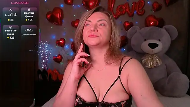 KristiOwen online show from March 19, 9:24 am