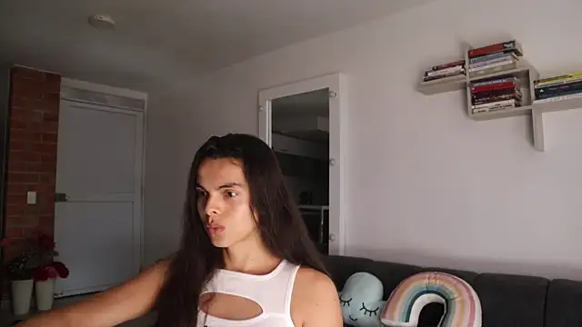  Vahos  online show from March 2, 7:21 pm