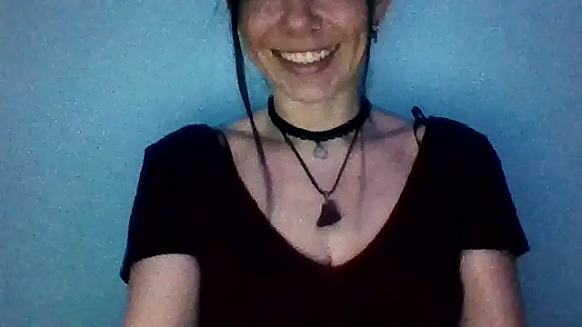 Snapshot of chicacastilla chatting on July 4, 5:57 am chicacastilla online show from July 4, 5:57 am