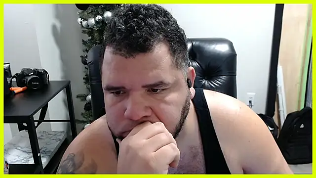 Gabihotxxx1 online show from January 3, 5:42 pm