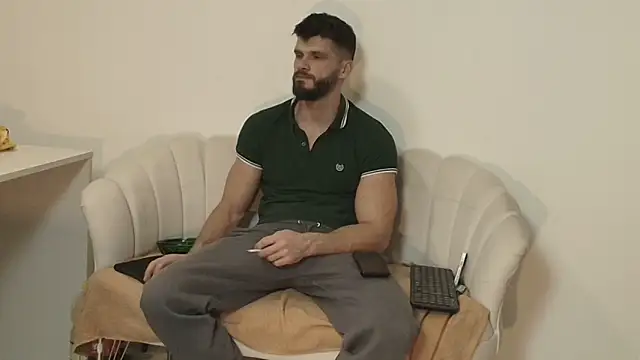 MauroTwin online show from December 3, 7:34 pm