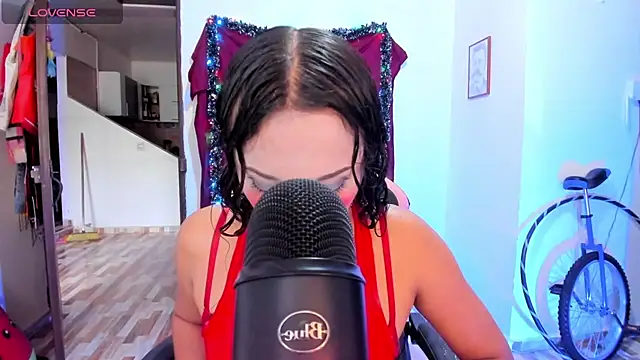 Snapshot of adrena_10 chatting on May 17, 12:56 pm adrena 10 online show from May 17, 12:56 pm
