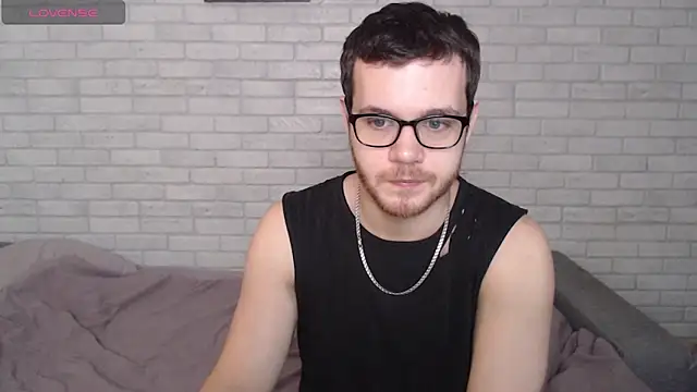 Snapshot of Alexxx_horny chatting on February 17, 7:27 am Alexxx horny online show from February 17, 7:27 am