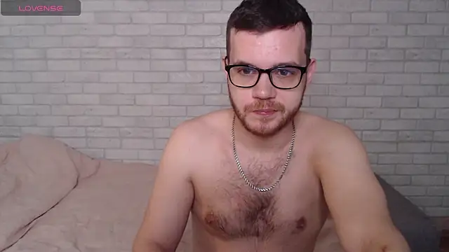 Snapshot of Alexxx_horny chatting on June 26, 4:39 am Alexxx horny online show from June 26, 4:39 am