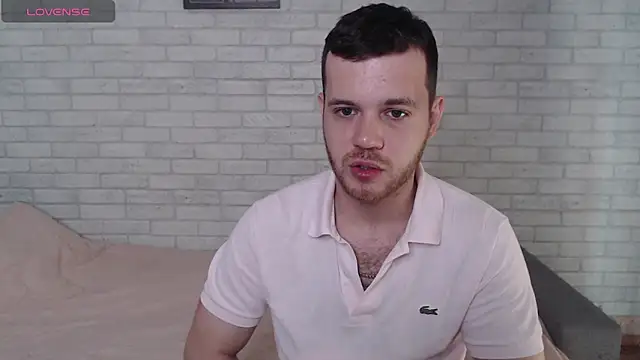 Snapshot of Alexxx_horny chatting on August 5, 7:55 am Alexxx horny online show from August 5, 7:55 am