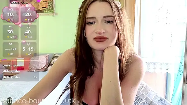 Snapshot of Hot_Rhaenyra chatting on July 6, 3:03 pm Hot Rhaenyra online show from July 6, 3:03 pm