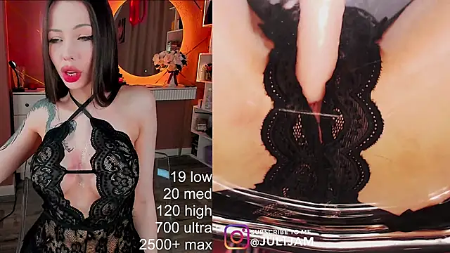 Snapshot of juli_jam chatting on February 16, 3:38 pm juli jam online show from February 16, 3:38 pm