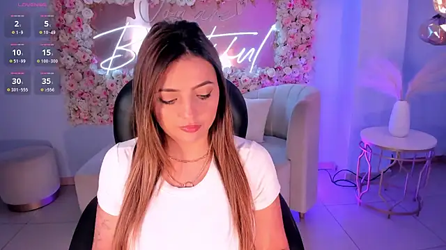 AmyWood online show from January 11, 5:10 am