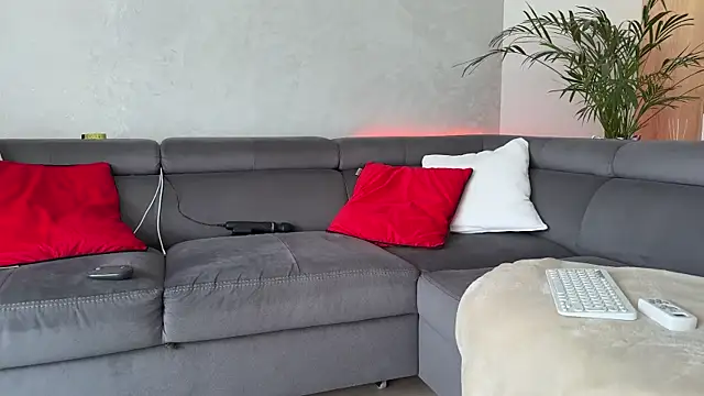 Anna Passion online show from September 26, 7:45 am