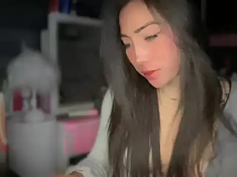 Snapshot of kristinestar chatting on January 12, 12:16 am kristinestar online show from January 12, 12:16 am