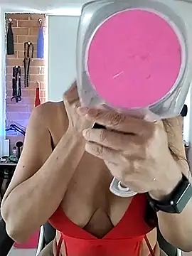 Snapshot of YOURSDEBORA chatting on March 13, 8:32 pm YOURSDEBORA online show from March 13, 8:32 pm