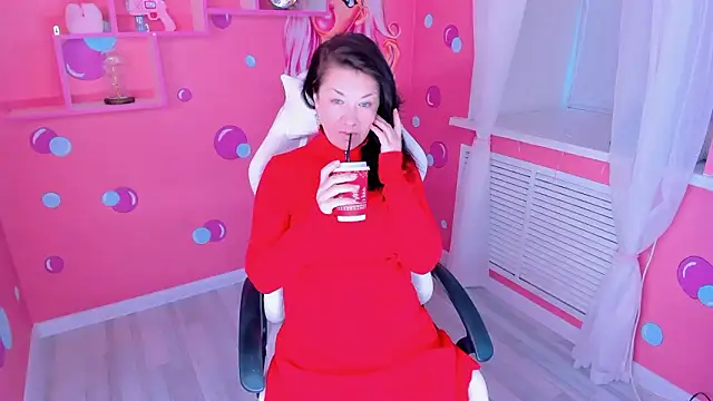 AnaMills online show from February 5, 10:09 am