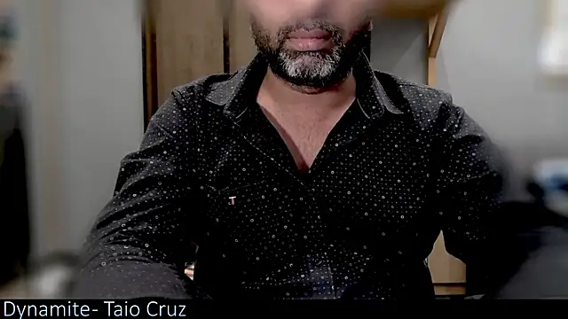  x rated  online show from April 3, 9:18 am