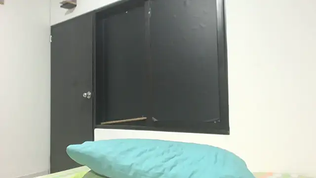 camilahot23 online show from December 3, 12:07 am