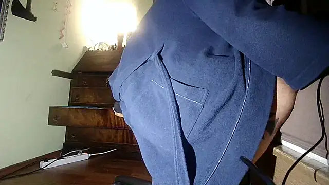 NiceHunter89 online show from June 2, 11:29 pm