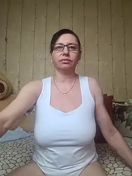 Amberhotqueen online show from March 11, 10:18 am