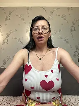 Amberhotqueen online show from May 31, 10:11 am
