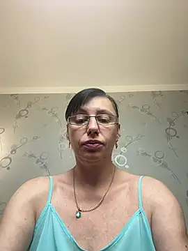 Snapshot of Amberhotqueen chatting on June 28, 8:26 pm Amberhotqueen online show from June 28, 8:26 pm