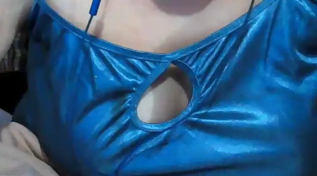 Snapshot of giga-bite chatting on January 29, 7:11 pm giga-bite online show from January 29, 7:11 pm