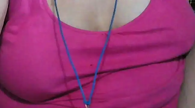 Snapshot of giga-bite chatting on February 17, 7:10 pm giga-bite online show from February 17, 7:10 pm