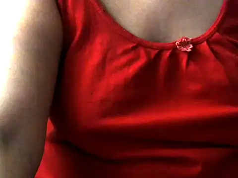 Snapshot of giga-bite chatting on October 6, 7:17 am giga-bite online show from October 6, 7:17 am