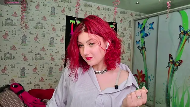 Snapshot of SmokyRose chatting on May 18, 10:54 am SmokyRose online show from May 18, 10:54 am