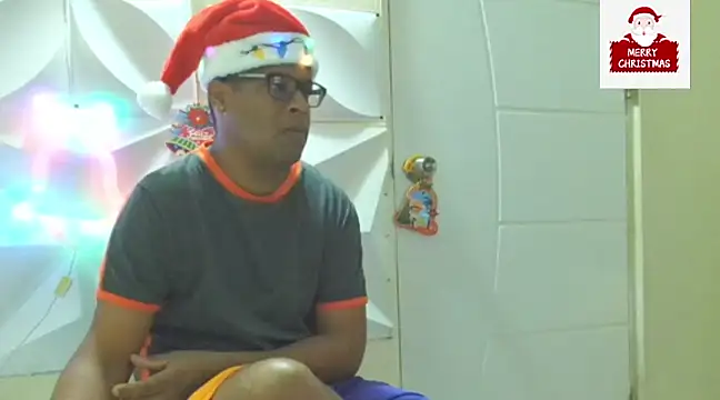 thesugar32 online show from December 24, 1:06 pm