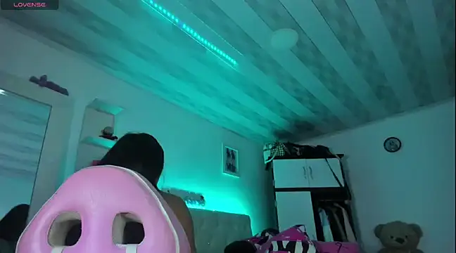 briitany hot online show from March 1, 2:59 am