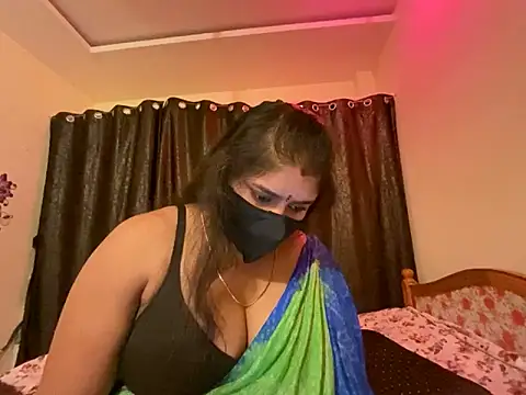 Snapshot of Love_4Sex chatting on January 5, 4:25 am Love 4Sex online show from January 5, 4:25 am