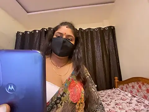 Snapshot of Love_4Sex chatting on January 18, 6:34 am Love 4Sex online show from January 18, 6:34 am