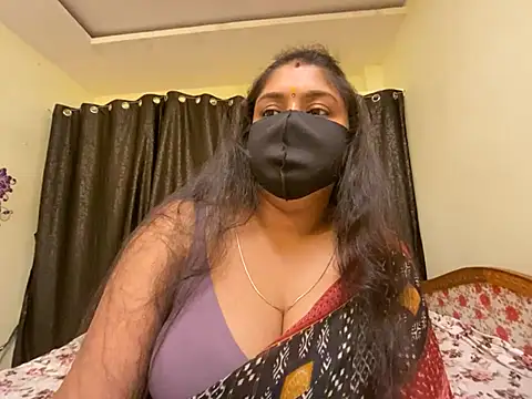 Snapshot of Love_4Sex chatting on January 21, 5:49 am Love 4Sex online show from January 21, 5:49 am