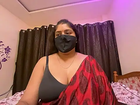 Snapshot of Love_4Sex chatting on February 1, 11:54 am Love 4Sex online show from February 1, 11:54 am