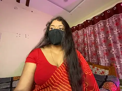 Snapshot of Love_4Sex chatting on October 24, 5:15 am Love 4Sex online show from October 24, 5:15 am