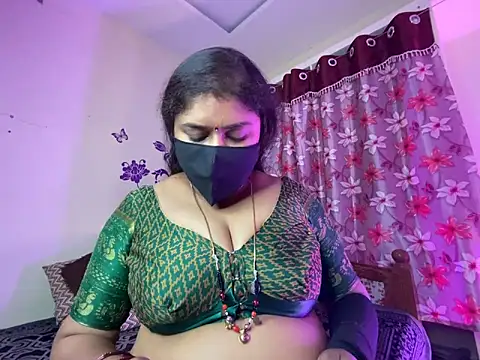 Love 4Sex online show from April 25, 5:21 am