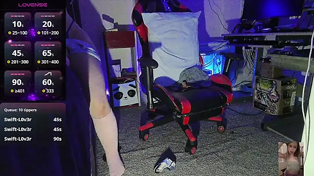 Blondiewithanass online show from January 9, 3:48 pm