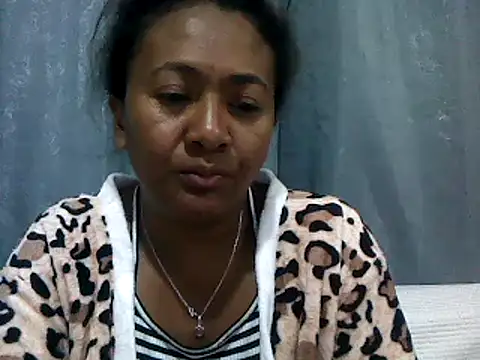Snapshot of sexyladii chatting on June 19, 4:33 pm sexyladii online show from June 19, 4:33 pm