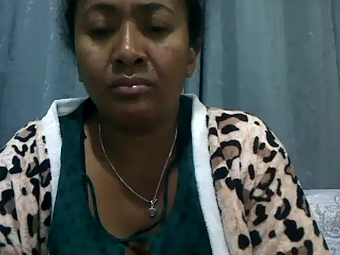Snapshot of sexyladii chatting on July 3, 4:35 pm sexyladii online show from July 3, 4:35 pm