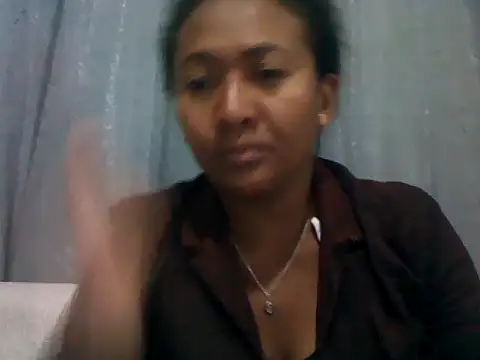Snapshot of sexyladii chatting on July 23, 4:49 pm sexyladii online show from July 23, 4:49 pm