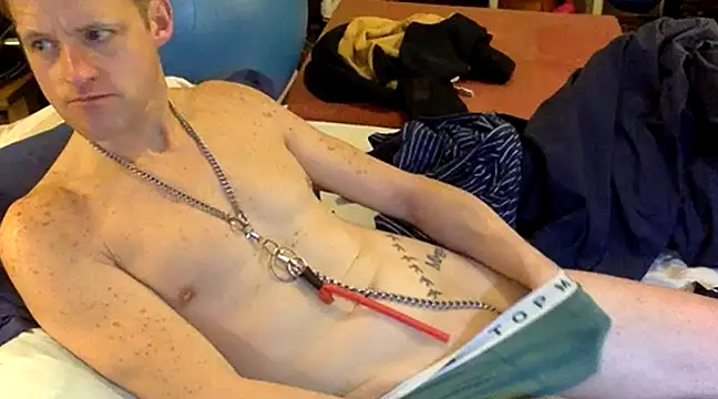 Snapshot of londonfuckwhore chatting on January 31, 1:11 am londonfuckwhore online show from January 31, 1:11 am