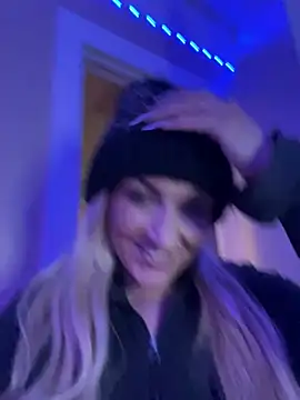 LittleMissEeve online show from February 20, 1:46 am