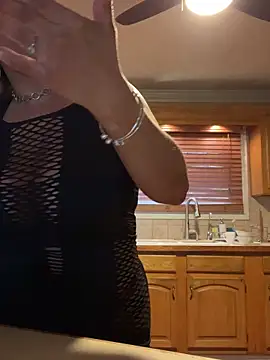 LittleMissEeve online show from November 22, 9:36 pm